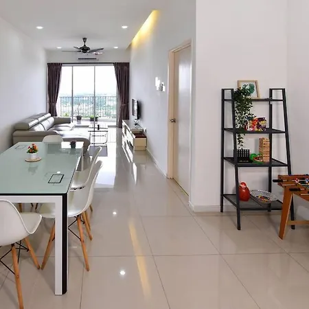 Taiping Comfy 3Br Homestay Near Lake Garden With Wifi Netflix Exterior photo