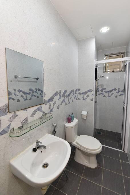 Comfy 3br Near Garden With Wifi Netflix Taiping