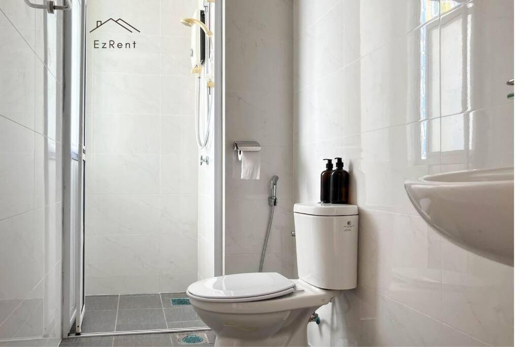 Comfy 3br Near Garden With Wifi Netflix