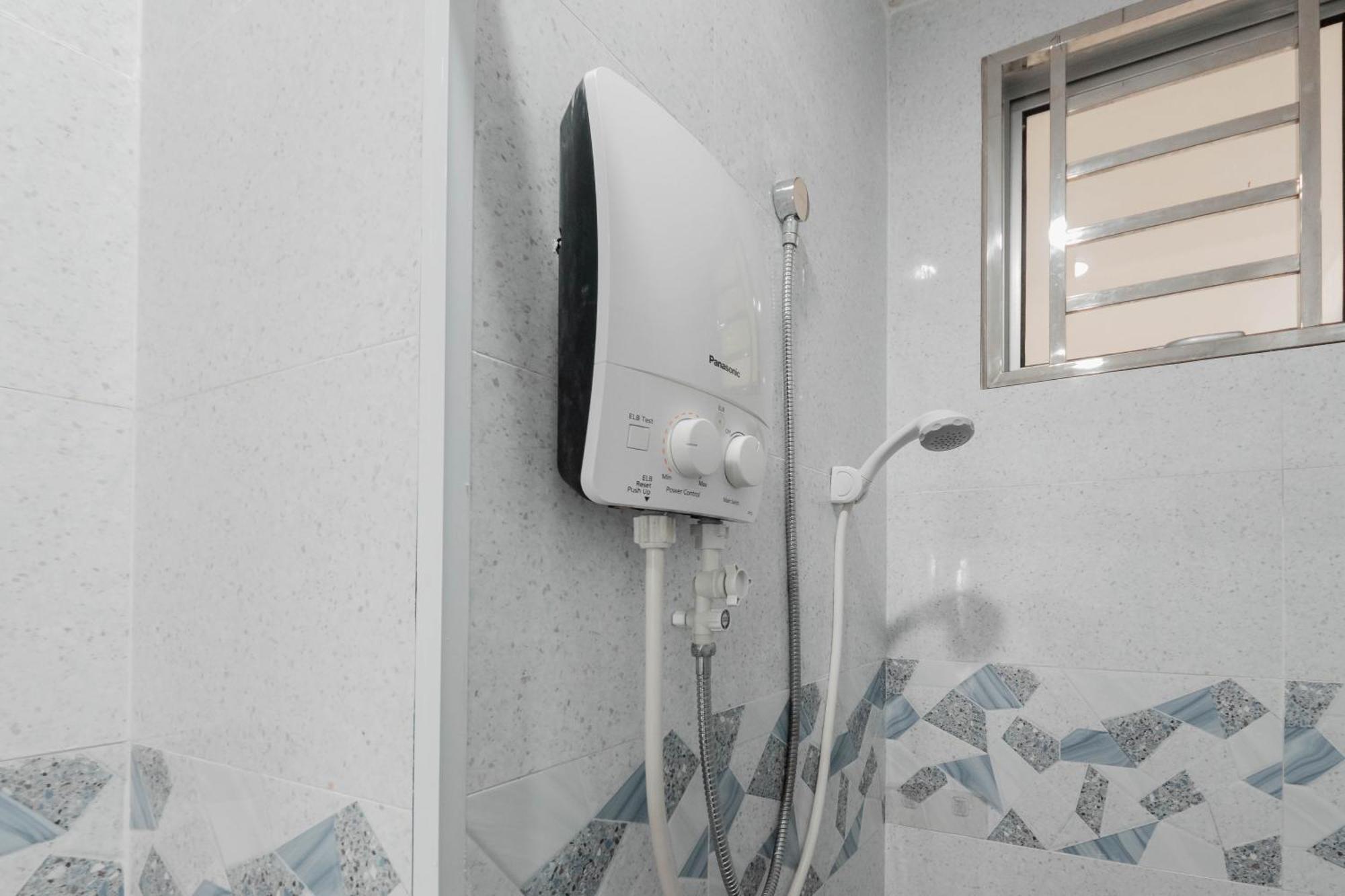 Comfy 3br Near Garden With Wifi Netflix Taiping