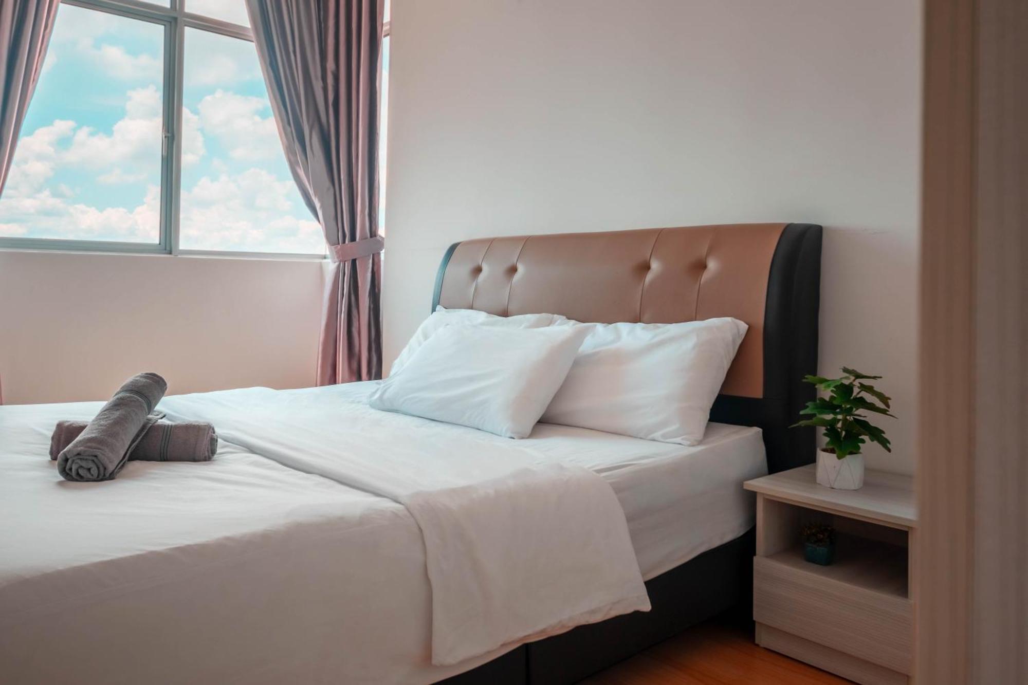 Comfy 3br Near Garden With Wifi Netflix *