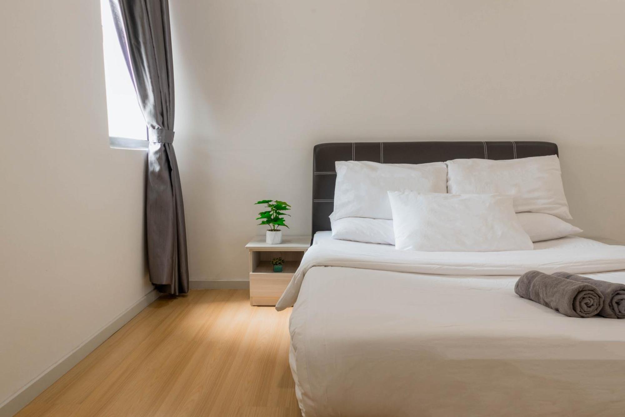 Comfy 3br Near Garden With Wifi Netflix Apartment